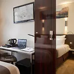 Hotel Tourisme Avenue 4*