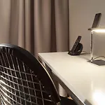 Tourisme Avenue 4* Parigi