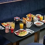 Tourisme Avenue Hotel 4*