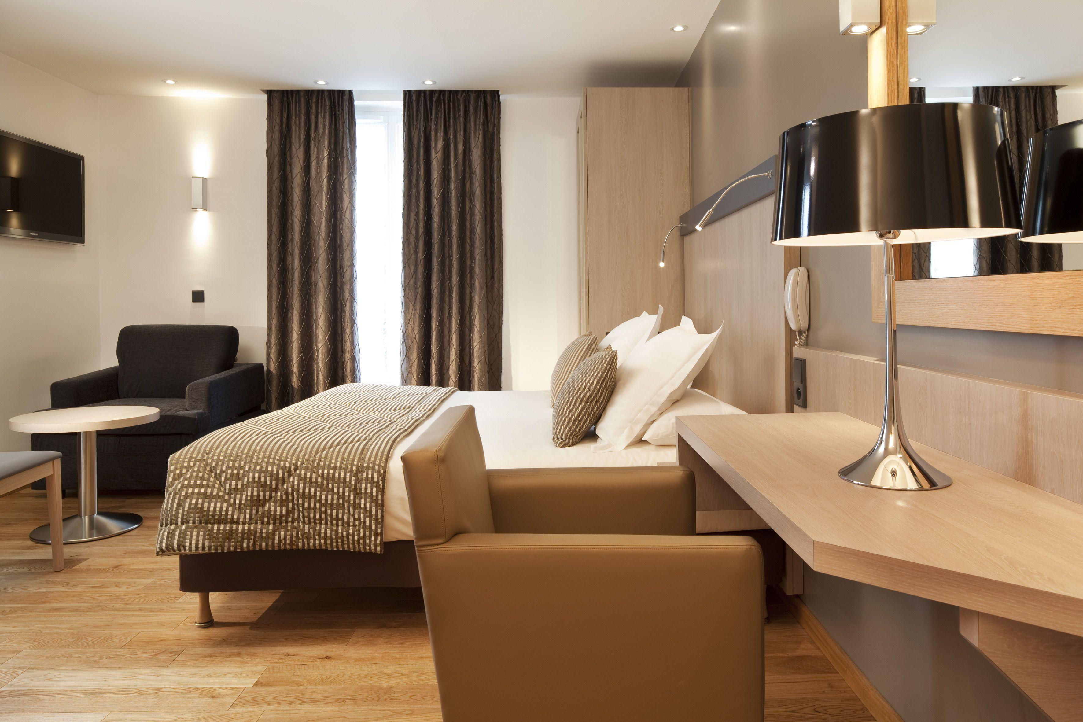 Tourisme Avenue Hotel 4*